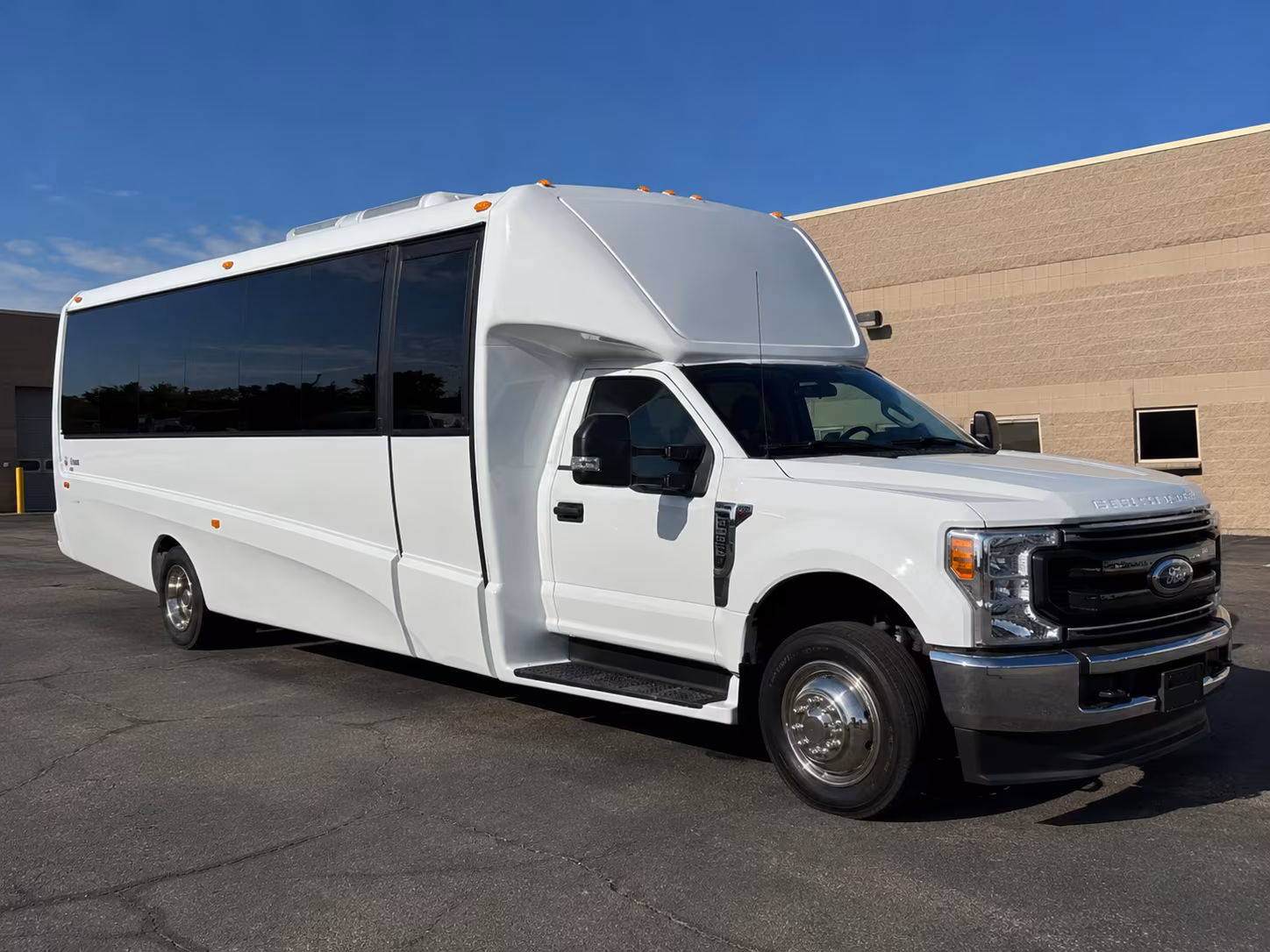 charter buses for science and nature field trips near downey