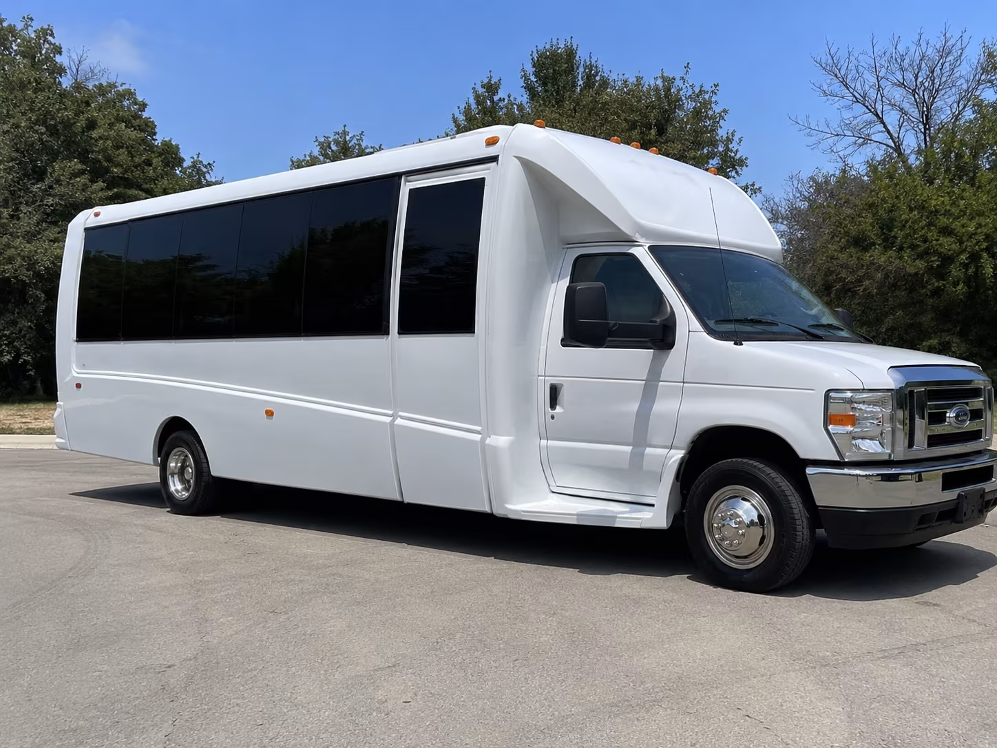 holiday party bus rental