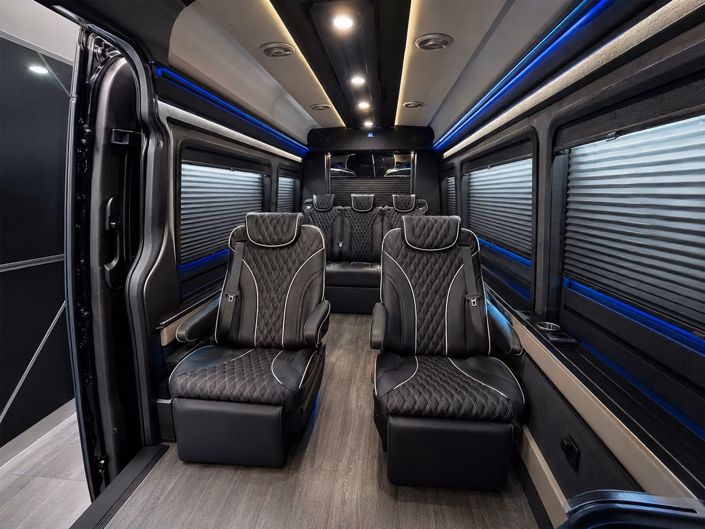 hollywood burbank airport shuttle buses for downey corporate groups